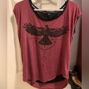 3/$20 Red graphic shirt w/mesh